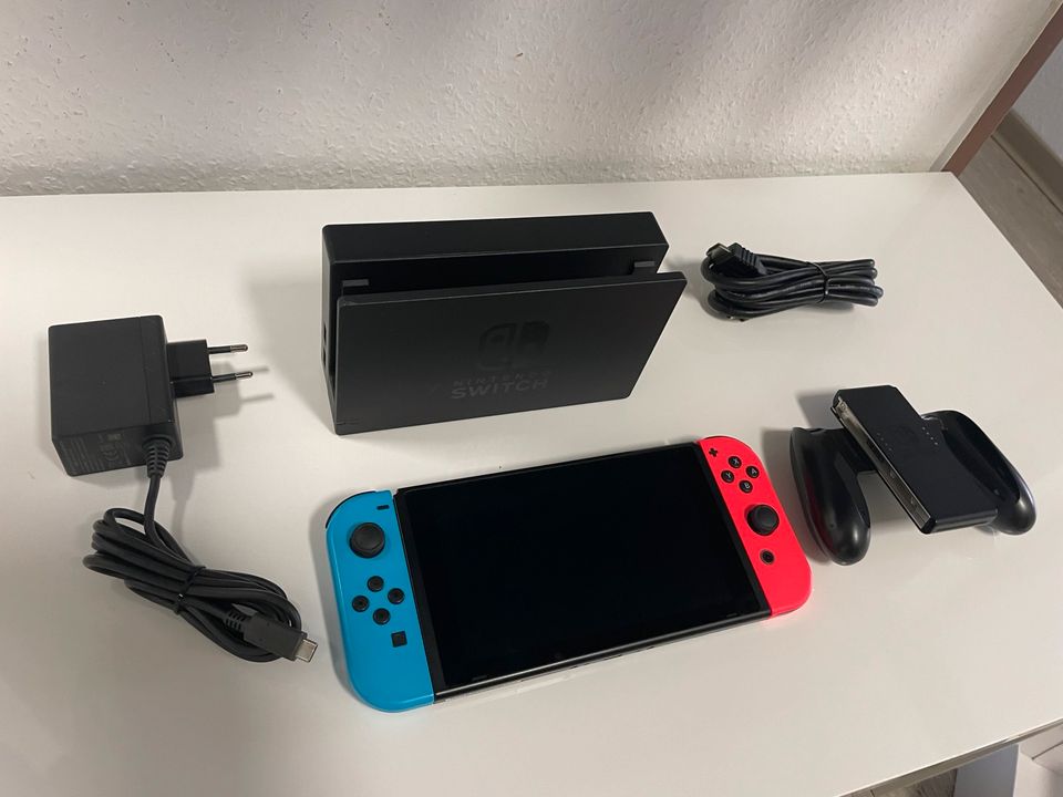 Nintendo Switch|neue Version|Anlieferung✅ in Viersen