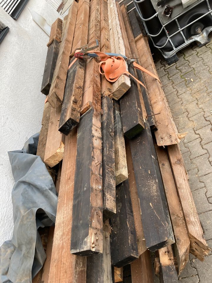 Bauholz Holz ca 17x8cm usw um 3 Meter mehr am Dachstuhl Brennholz in Vogtareuth