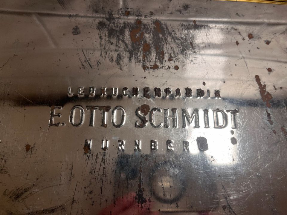 Blechdose, groß, Vintage, Nürnberg Lebkuchen Otto Schmidt in Neuerkirch