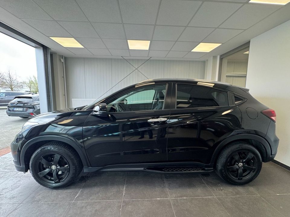 Honda HR-V Executive 1.5 i-VTEC Black Edition Navi LED in Aurich