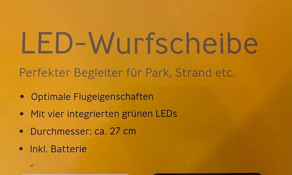 !! NEU & OVP !! LED-Wurfscheibe inkl. Batterien Frisbee in Duisburg