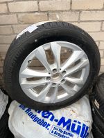 Mercedes Benz Felgen 225/50 R17 mit Winterreifen Berlin - Spandau Vorschau