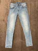 Jungen Jeans blau größe XS (30/30) Hessen - Wiesbaden Vorschau