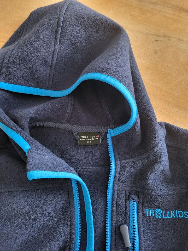 Trollkids Fleecejacke 116 in Bergkirchen