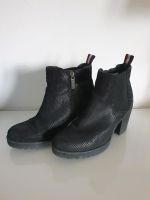 Hilfiger Stiefeletten Gr.37 schwarz Leder Rheinland-Pfalz - Gebhardshain Vorschau