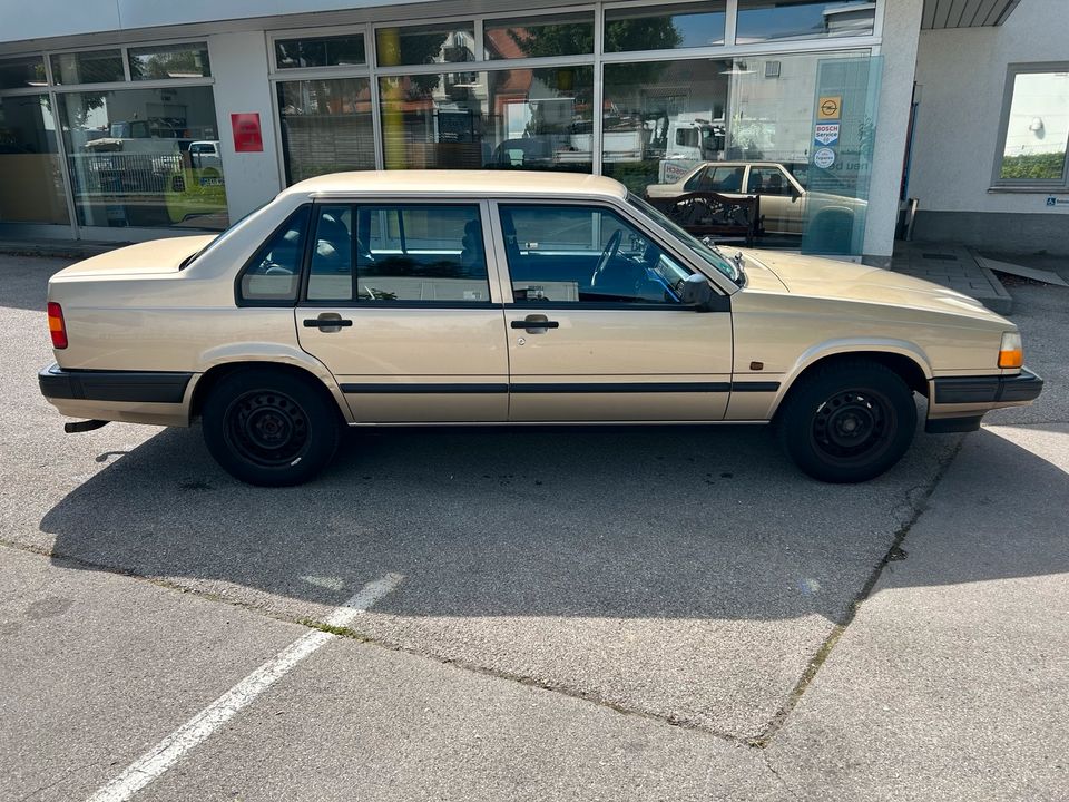 Volvo 940GL Limousine in München