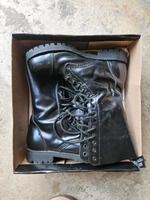 Lederstiefel m. Stahlkappe Bondage London Stuttgart - Botnang Vorschau