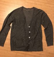 Strickjacke mit Paletten Größe M/L nachhaltig Second Hand Bayern - Neufahrn in Niederbayern Vorschau