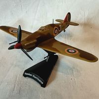 Hawker Hurricane, Metall, Maßstab 1:100 Bayern - Königsbrunn Vorschau