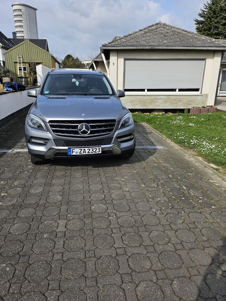 Mercedes Benz ML 350 in Frankfurt am Main