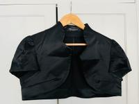 NEU! Rinascimento Damen Kurze Bolero in Gr. L. Made in Italy. Hessen - Darmstadt Vorschau