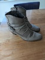 tamaris Stiefeletten grau 41/42 Niedersachsen - Buxtehude Vorschau