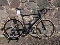 -30% BMC Roadmachine 01 Five Rennrad, Gr. 51, 54, 56, schwarz Hessen - Staufenberg Vorschau