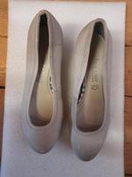 Pumps von Marco Tozzi  aus Leder Gr. 38 Thüringen - Heringen / Helme Vorschau