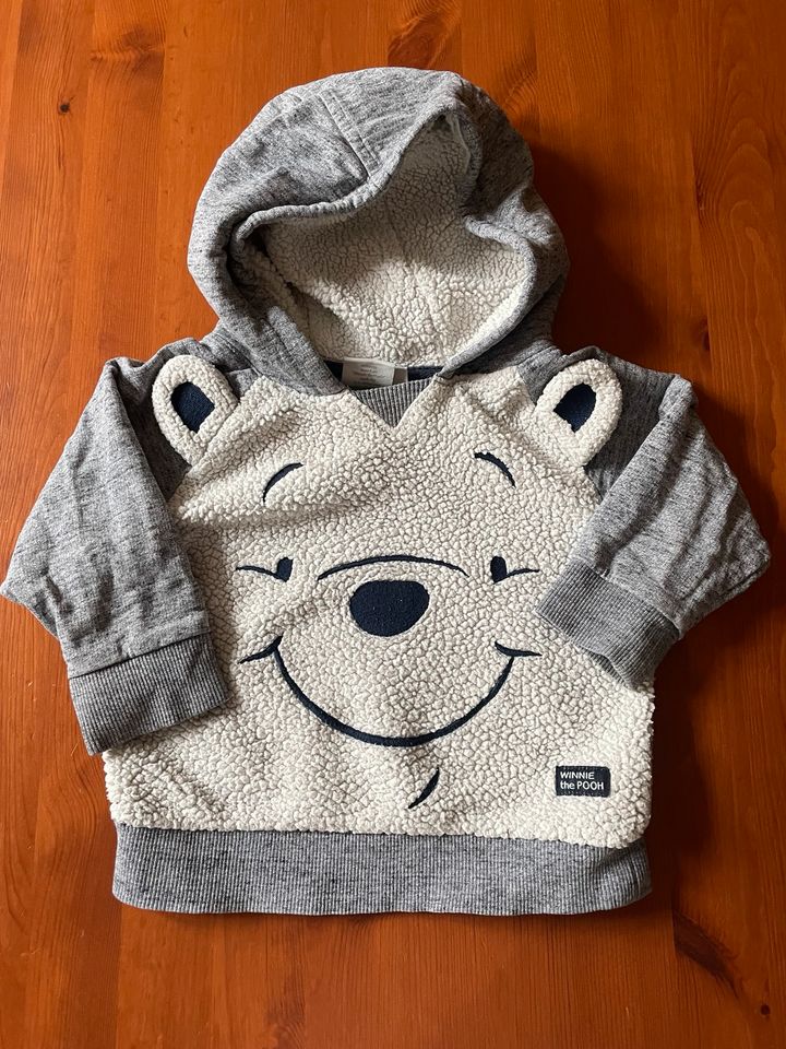 Niedlicher Winnie Pooh Pullover Disney in Dresden