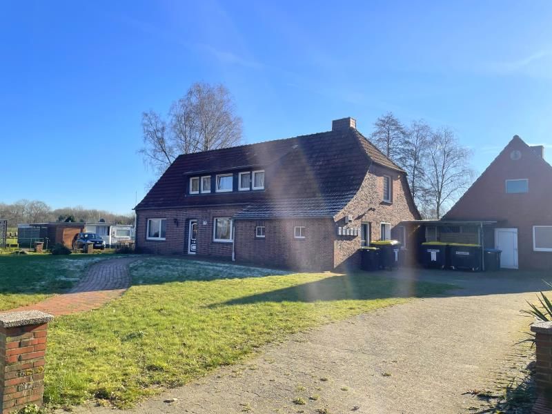 Freizeitareal mit Campingplatz, Reithalle, Gaststätte und Bebauungsmöglichkeit für Wochenendhäuser in Heede, www.deweerdt.de in Heede(Emsland)