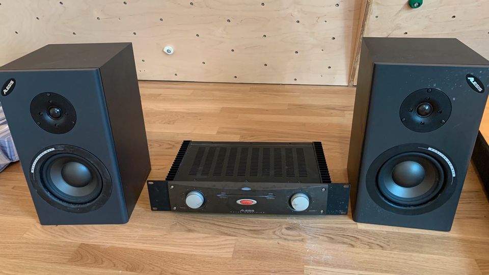 Alesis RA-150 Monitor Verstärker und MK2 Boxen in Regensburg