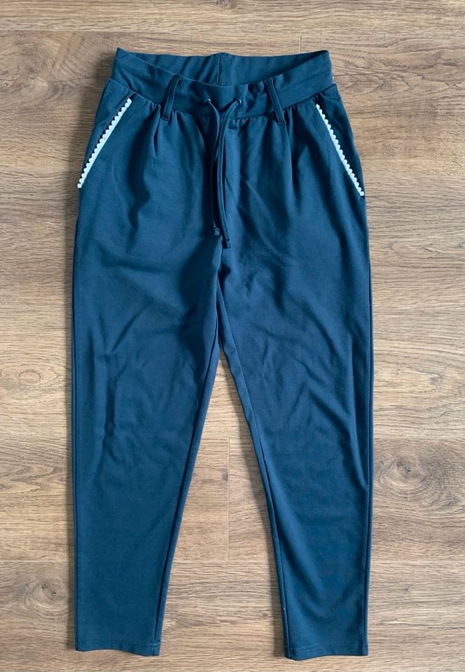 feine dünne Hose elegant marine blau Perlen Kommunion h&m in Barmstedt