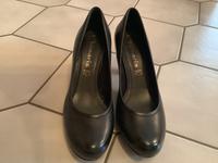 Tamaris Leder Damenschuhe Gr.37 Hessen - Neu-Anspach Vorschau