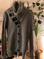 NEU STRICKJACKE  DICK UND  MODERN München - Ramersdorf-Perlach Vorschau