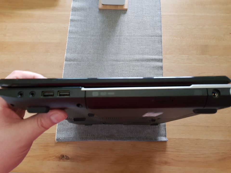 Rübenkiste Acer Aspire V3 17.3" in Neulußheim