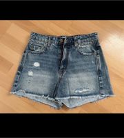 STRADIVARIUS Jeans-Short (EUR 36) Bayern - Büchlberg Vorschau