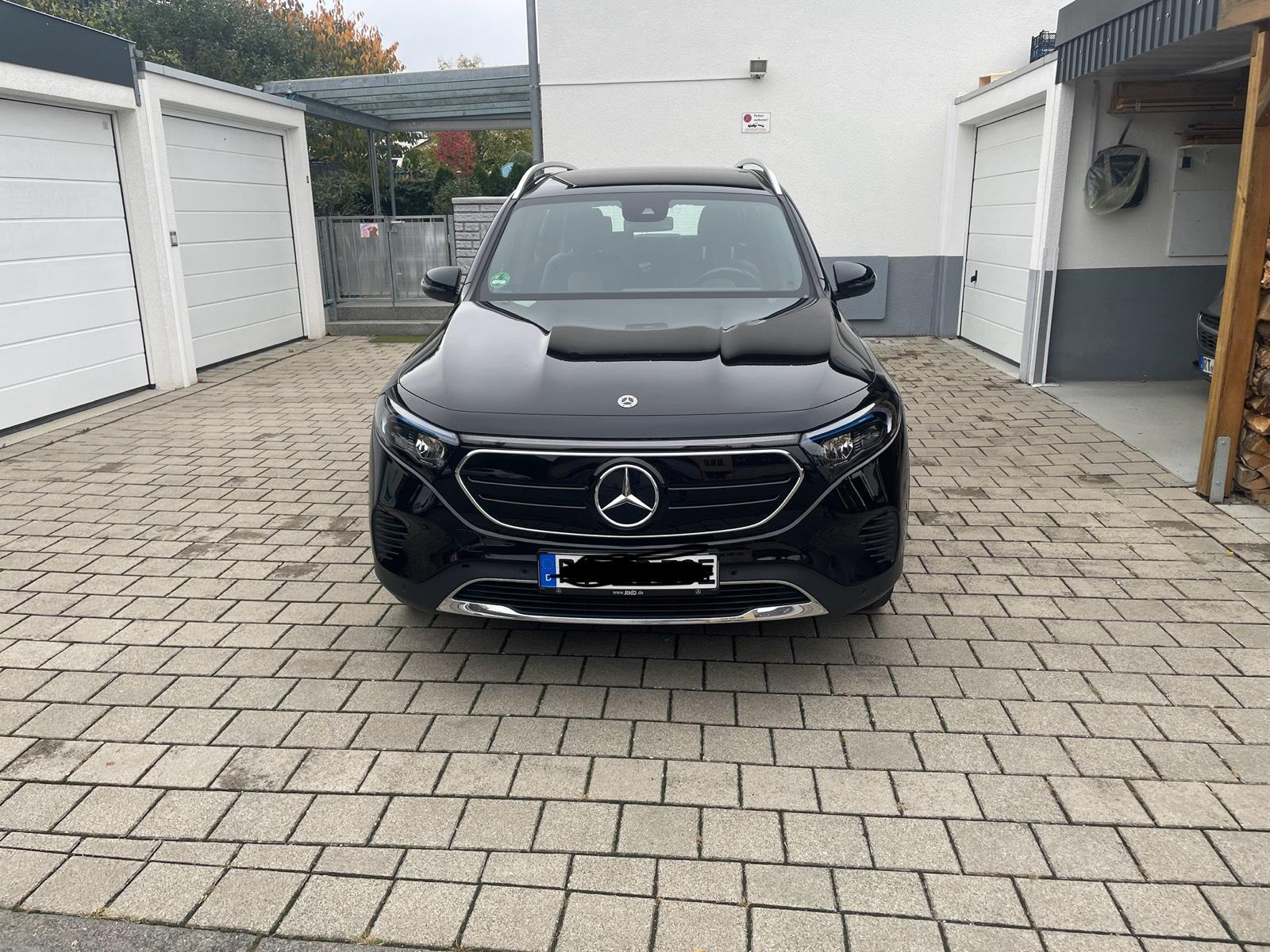 Abbildung des Autos Mercedes Eqb 7 Sitzer mi…