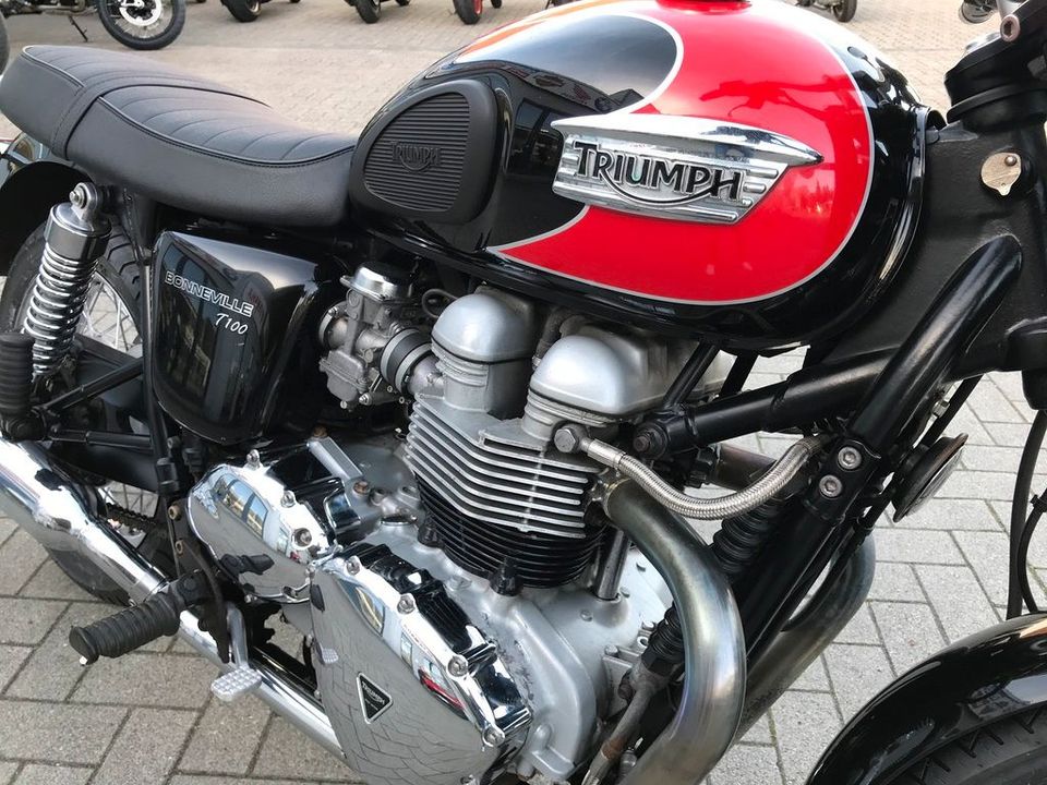 Triumph Bonneville T100 in Husum