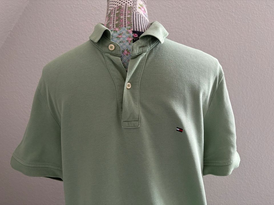 Herren Polo Shirt Hemd Pullover grün von Tommy Hilfiger Größe M in Osnabrück