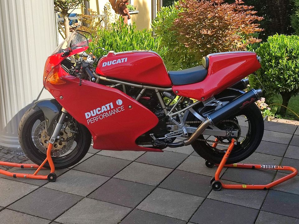 Ducati 750 SS in Lienen