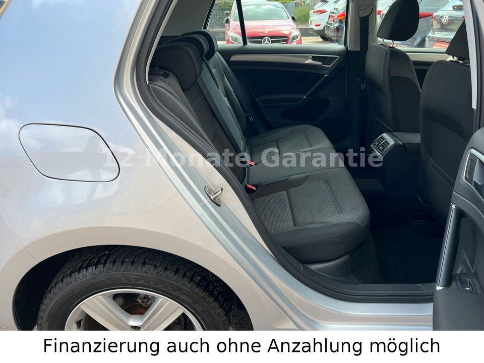 Volkswagen Golf VII Lim. Comfortline BMT 1 Hand Top Zustand in Stuttgart