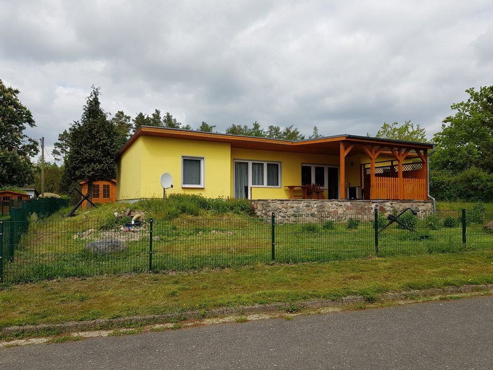 Ferienbungalow mit 2 Wohneinheiten für Naturliebhaber in Krakow am See