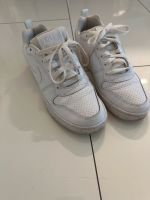 Schöne Nike Schuhe Gr 39 Schleswig-Holstein - Ammersbek Vorschau