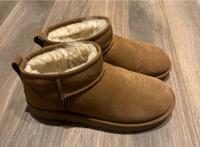 UGG Ultra Mini Chestnut Classic Stiefeletten Größe 40 Neuwertig Niedersachsen - Weener Vorschau