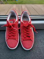 Puma Sneaker Turnschuhe Größe 37,5 rot Niedersachsen - Emden Vorschau