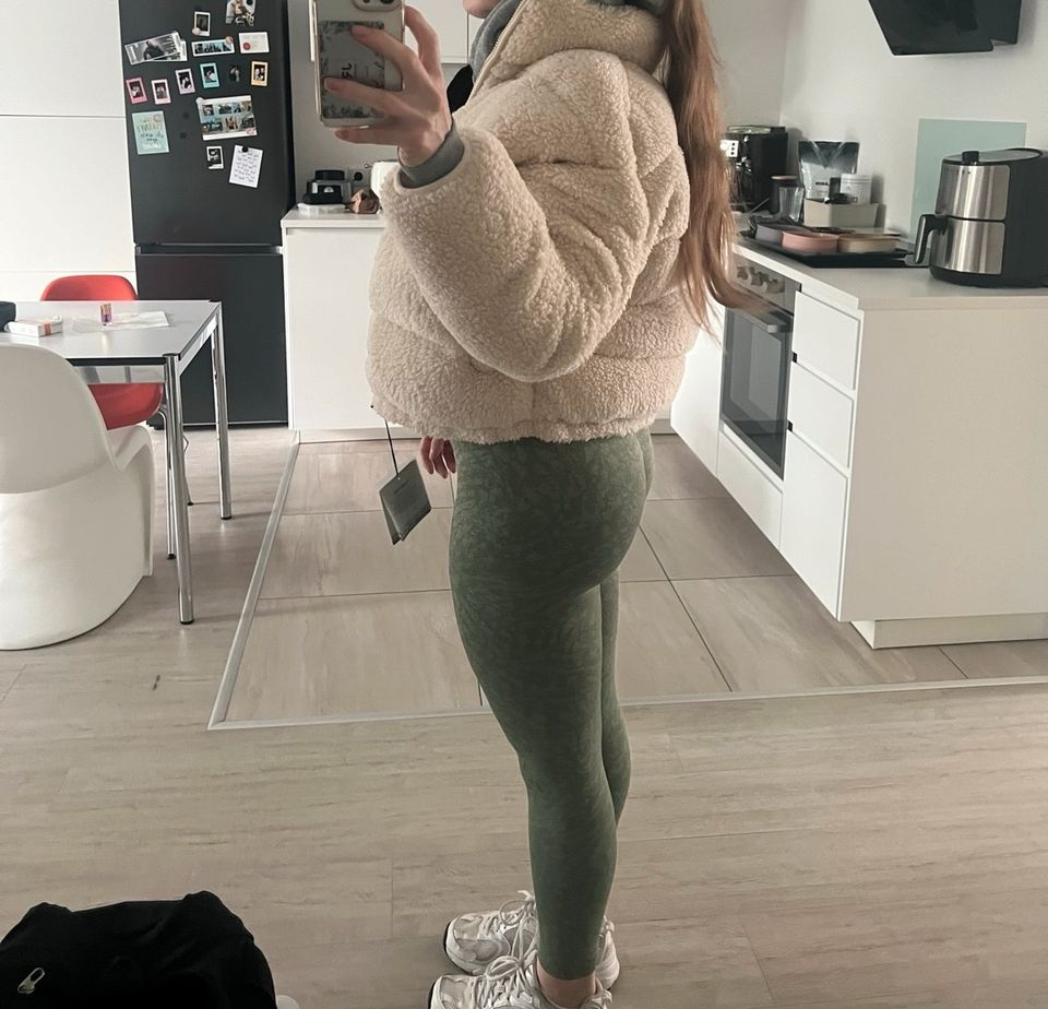 Gymshark Adapt Safari Seamless Leggings Scrunch Grün in Düsseldorf