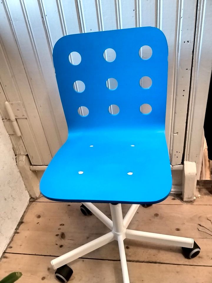 Schreibtisch-Stuhl von Ikea "Joules" in Klingenthal