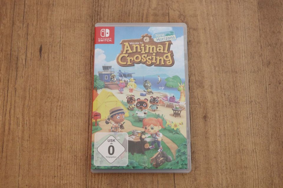 Nintendo Switch Grau + Animal Crossing New Horizons in Reutlingen
