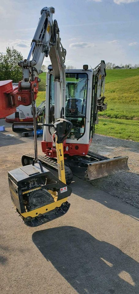 Dumper Minibagger Rüttelplatte Stampfer leihen mieten zu vermiete in Aulendorf