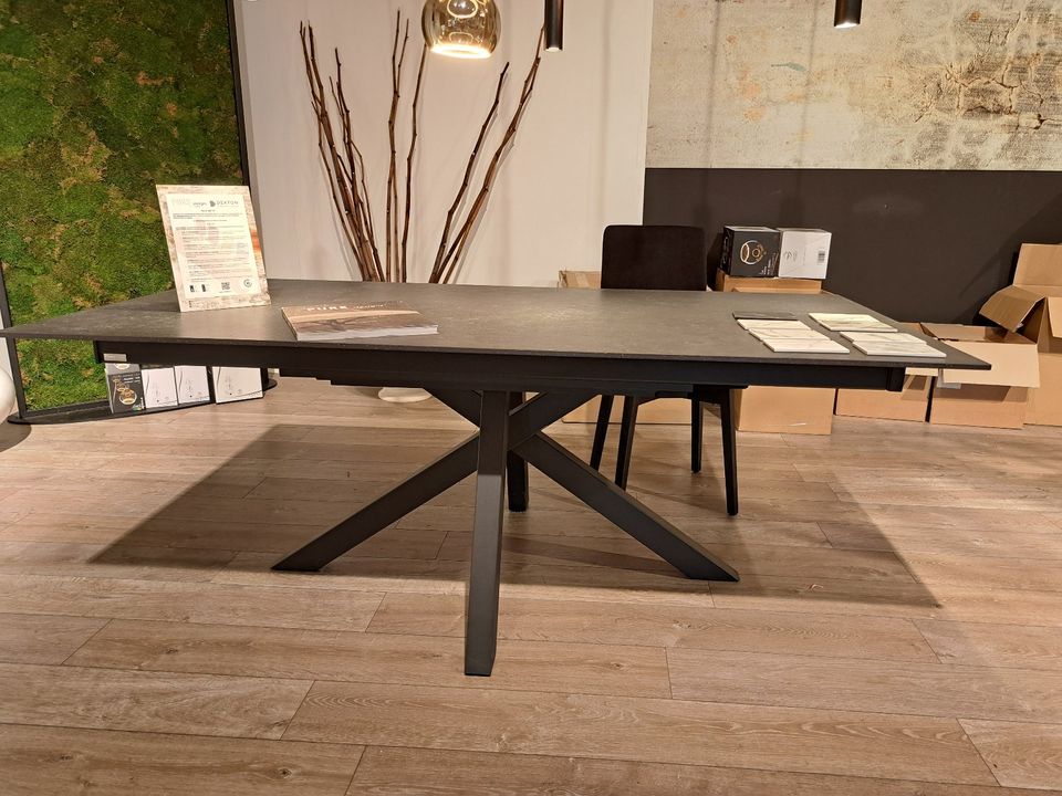 Hochwertiger Esstisch mit DEKTON Tischplatte (UVP 4.500€) in Steinheim