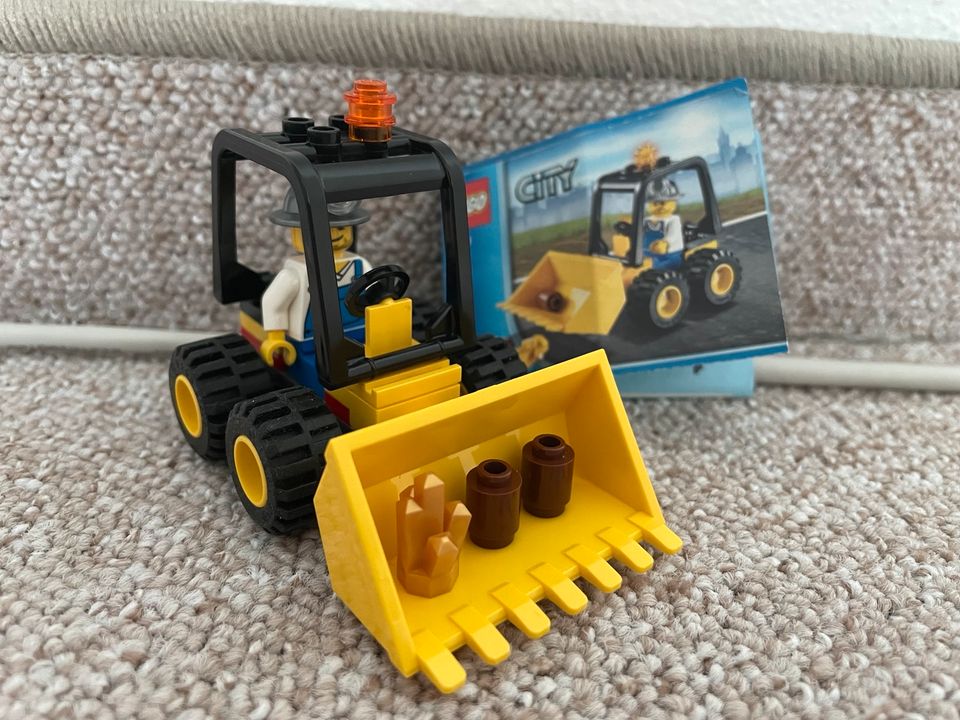 Lego 30151 City Mini Dozer / vollständig in Aubing-Lochhausen-Langwied -  Aubing | Lego & Duplo günstig kaufen, gebraucht oder neu | eBay  Kleinanzeigen ist jetzt Kleinanzeigen