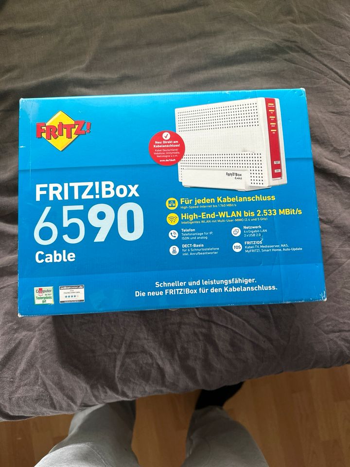 FRITZ!Box 6590 Cable Karton in Berlin