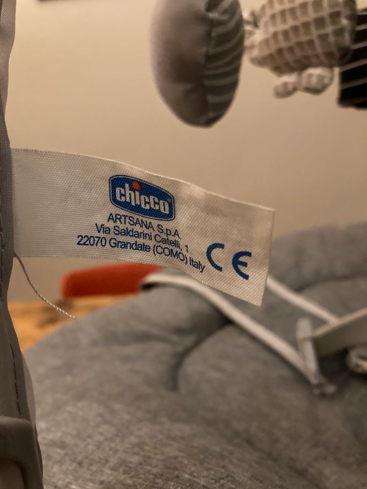 Babywippe Chicco Hoppla Babywippe Babystuhl 0-18kg in Leipzig