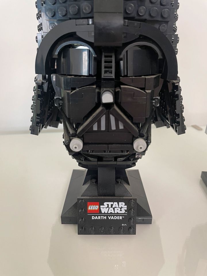 Lego Star Wars Set 75304 75328 Darth Vader Mandalorian Helmet in Schlüchtern