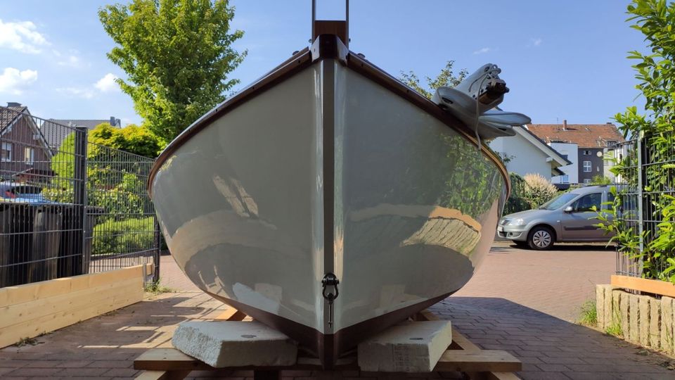 Neues Holzsegelboot Catboot Catboat Holzboot in Recklinghausen