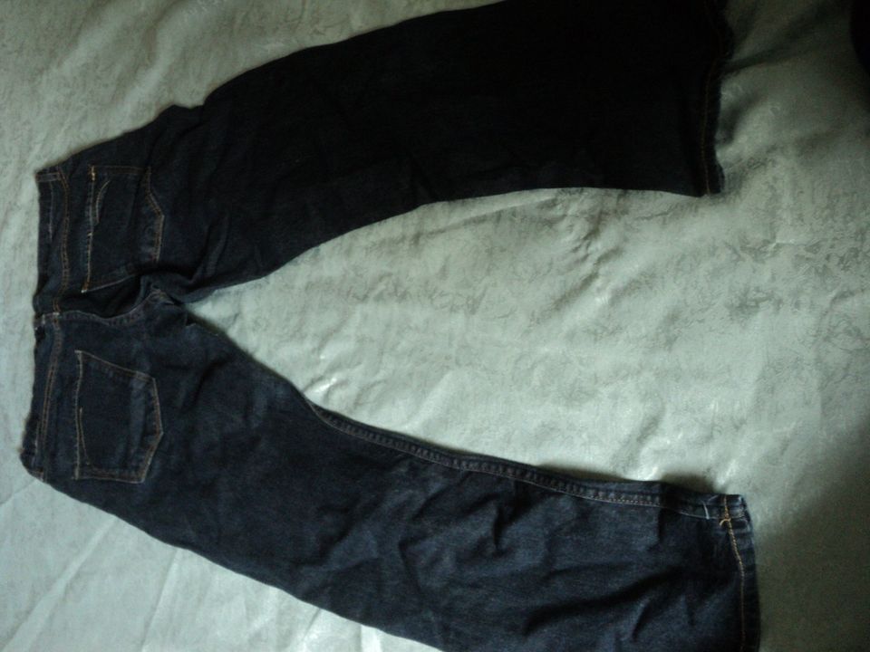 Hosen,Jeans Gr.146 in Weitersborn