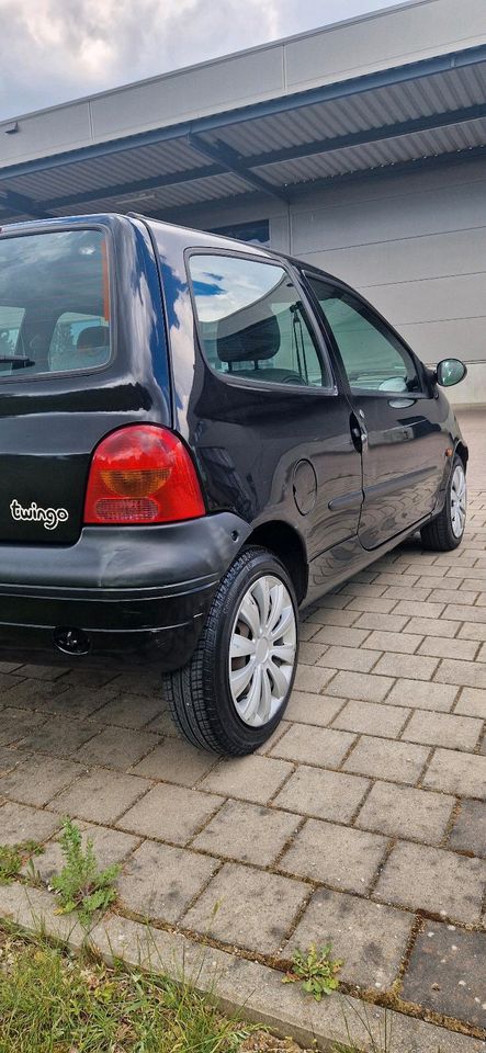 Renault Twingo 1.2 Neue Tüv 05/2026 in Gersthofen