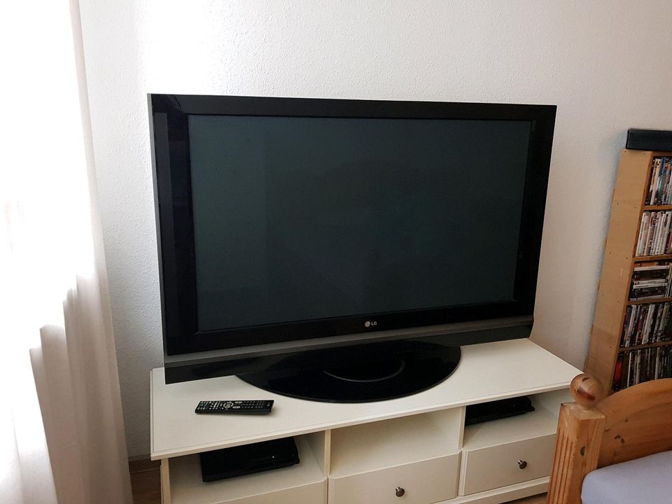 LCD Plasma TV LG 50PT 85 Fernseher in Bornheim