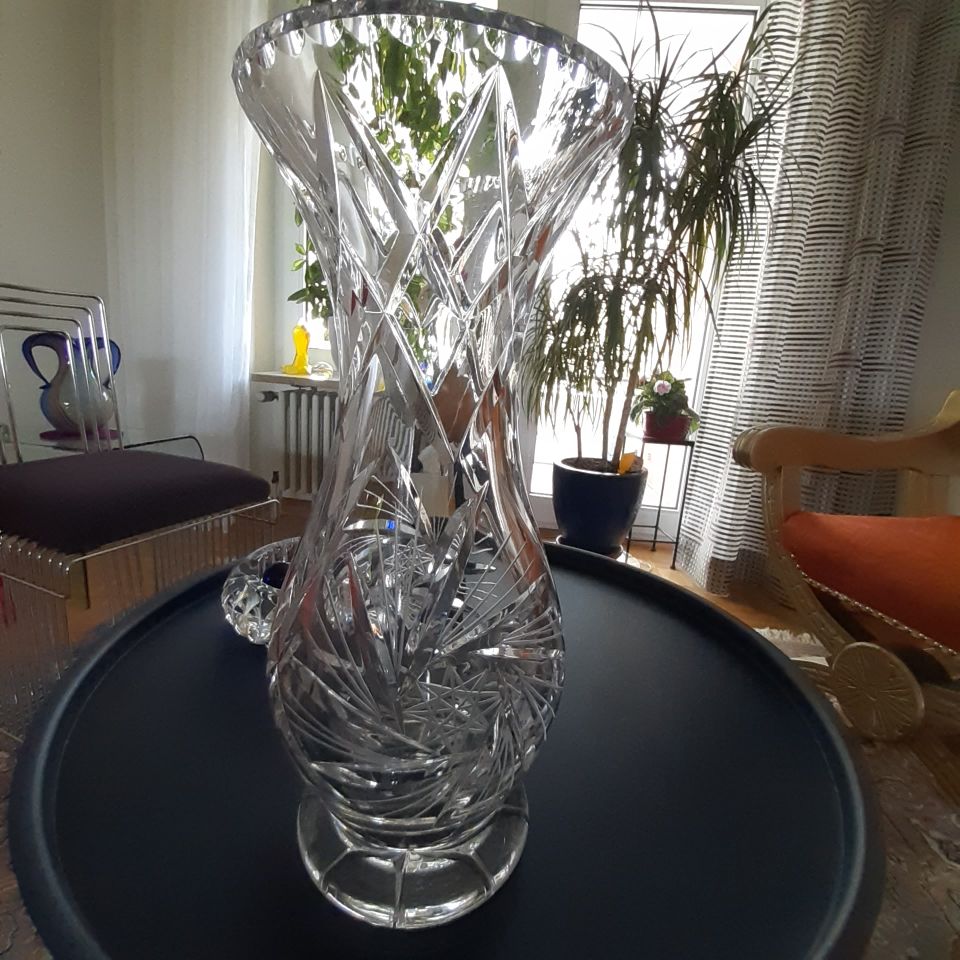 Vintage, schwere Kritallglas-Vase, 26,5 cm hoch in Aachen