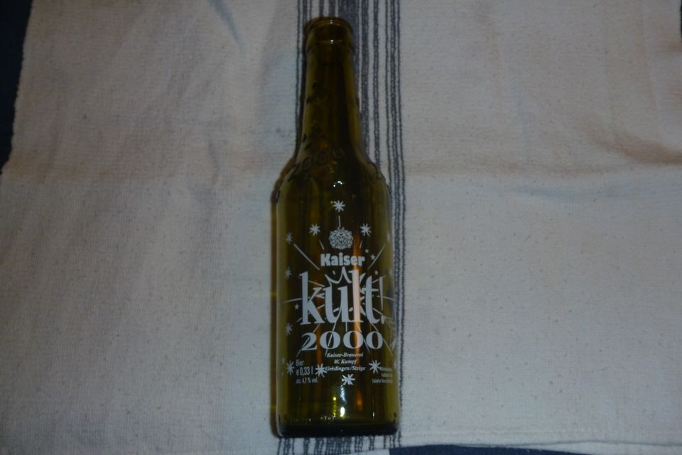 Sammlerflasche „ Kaiser Kult 2000“ in Berlin